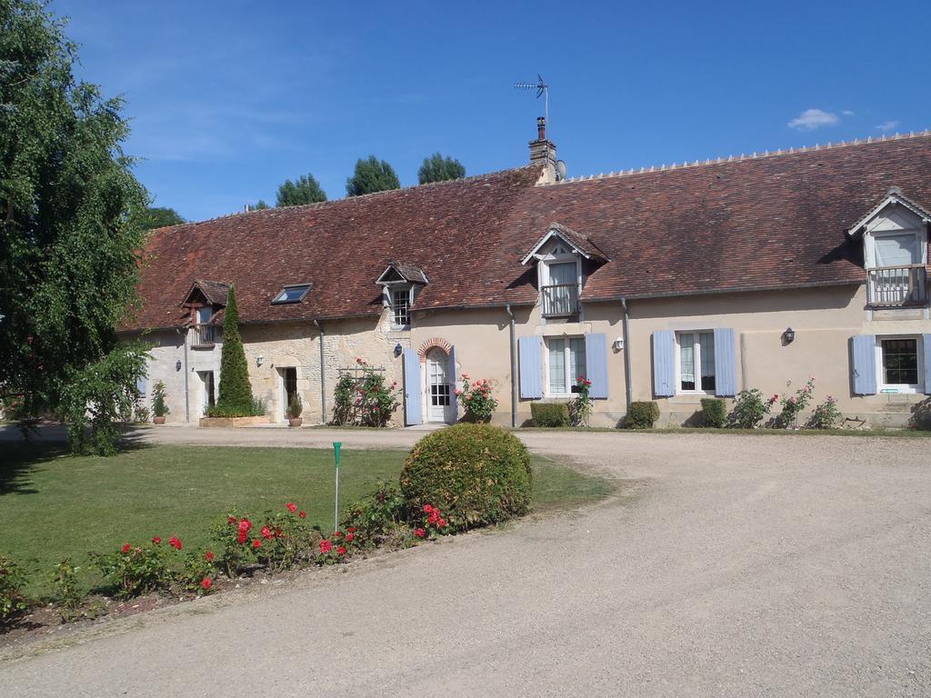 Chambres D'Hotes Du Domaine De Jacquelin Saint-Germain-du-Puy Ngoại thất bức ảnh